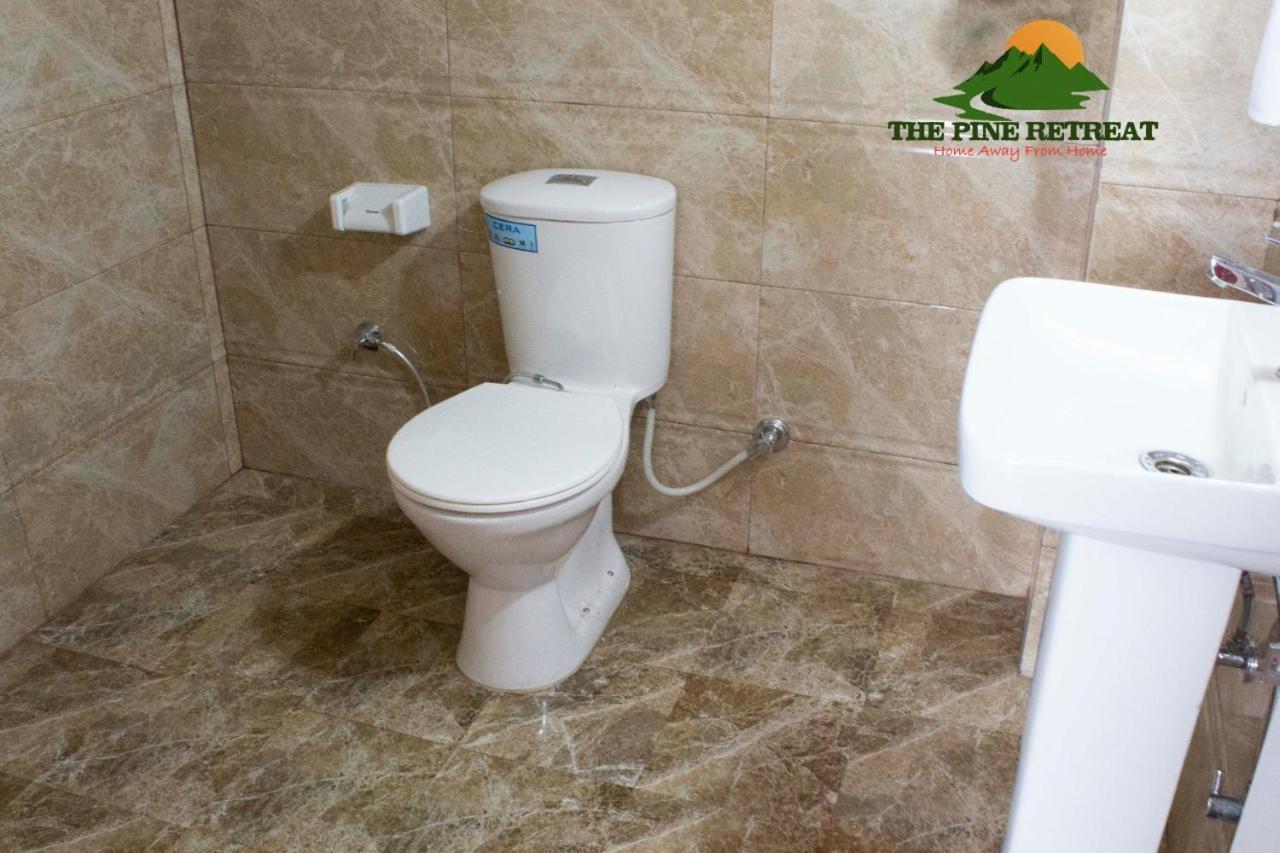 ホテル Pine Retreat シムラー エクステリア 写真
